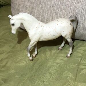 Breyer Johar Grey Flea-Bitten “Drinkers of the Wind”